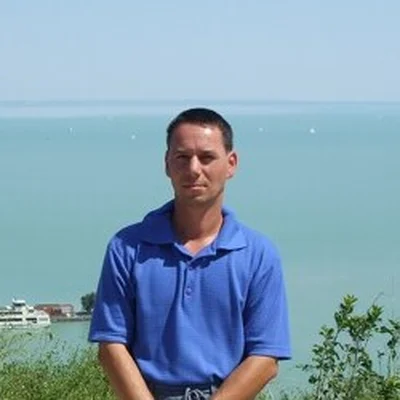 János