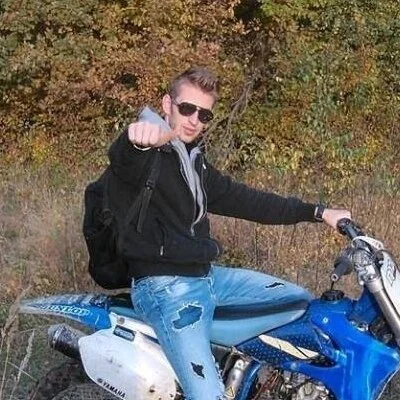 Péter