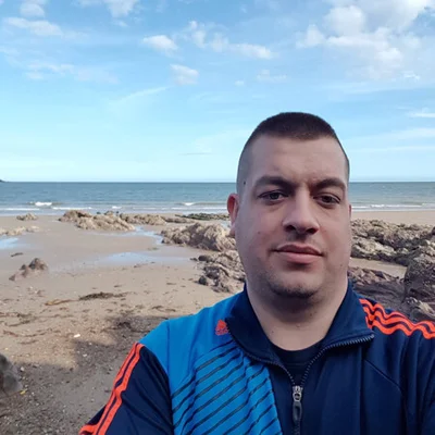 István