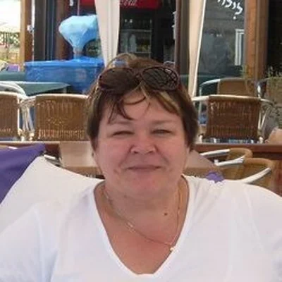 Ági