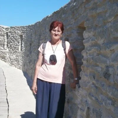 Éva