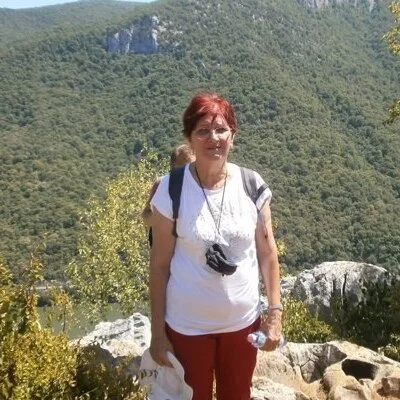 Éva
