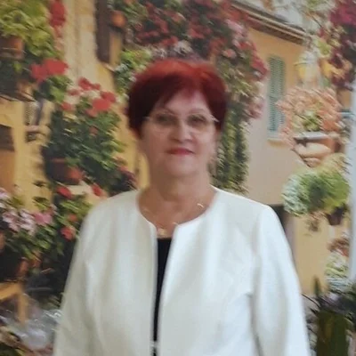 Éva