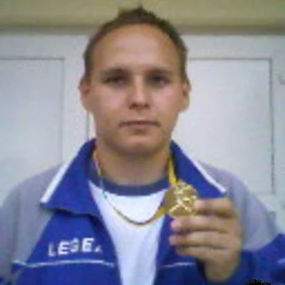 Abramovics, Salgótarján