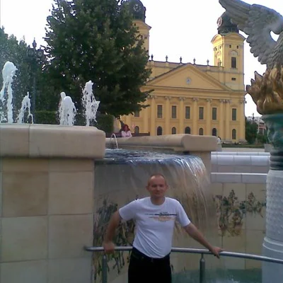 László
