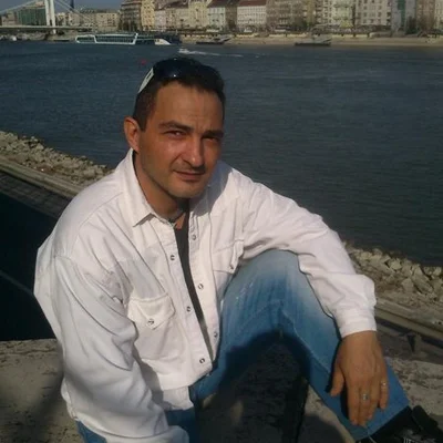 Gábor, Komló