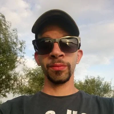 János