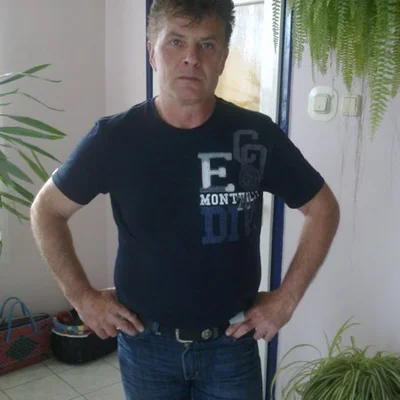 János