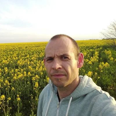 Tamás