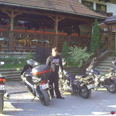 László