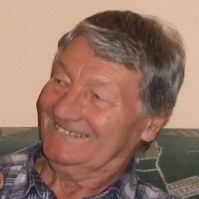 Károly