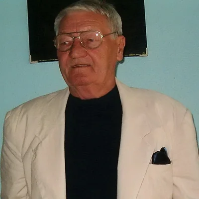 Károly