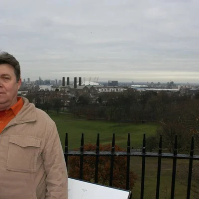 András