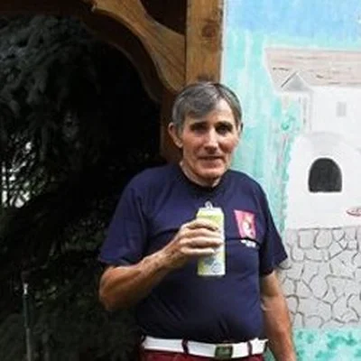 László