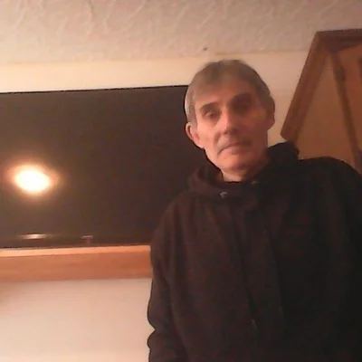 László
