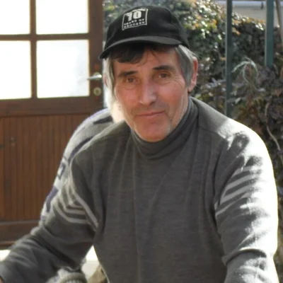 László
