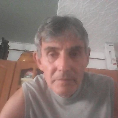 László