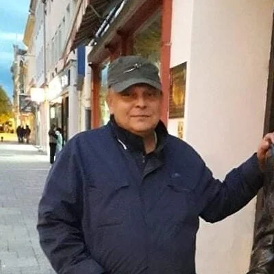 István