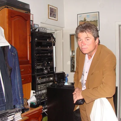 József