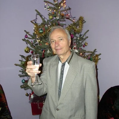Ferri, Szekszárd