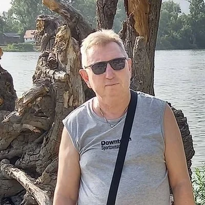 János