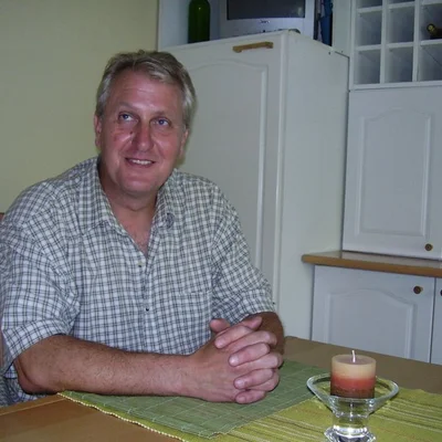 Tamás