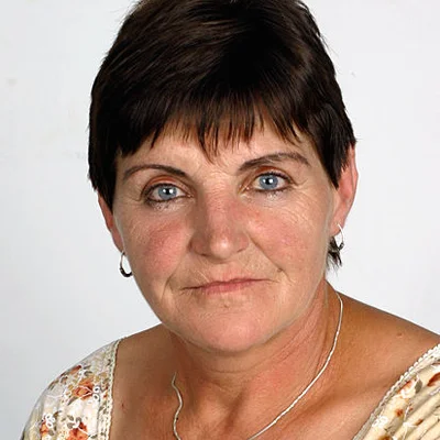 Anikó, Máza