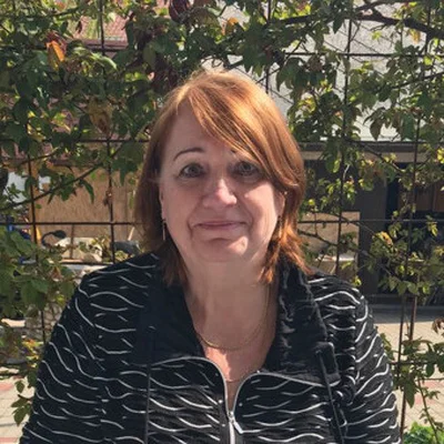 Éva