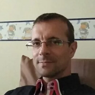 József