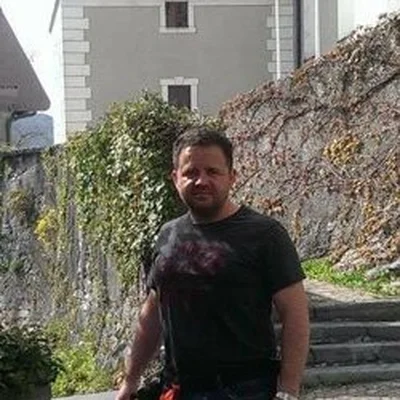 Zoli