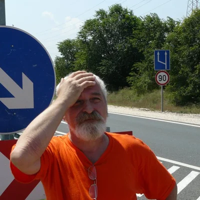 László