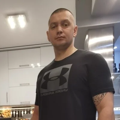 László