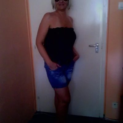 Bernadett, Budapest