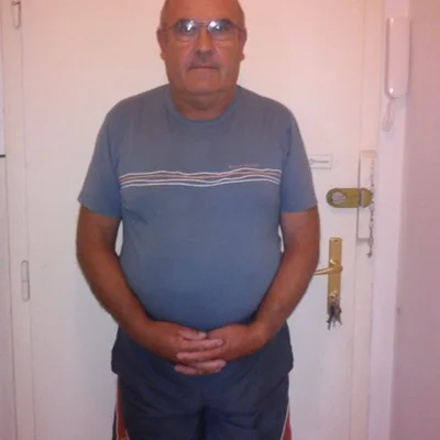 János