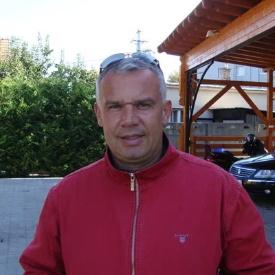 Károly