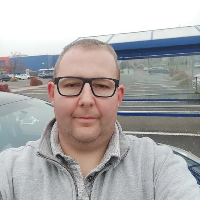 Zoli, Görcsöny