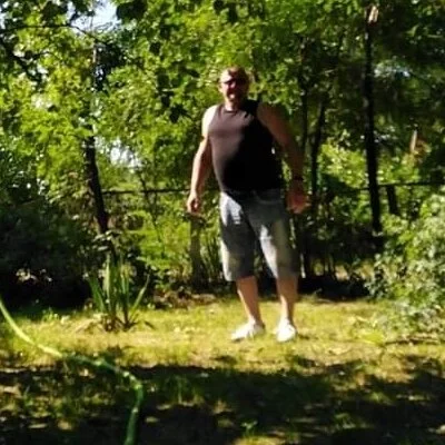 András