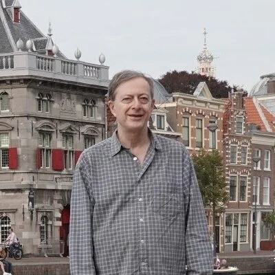 András