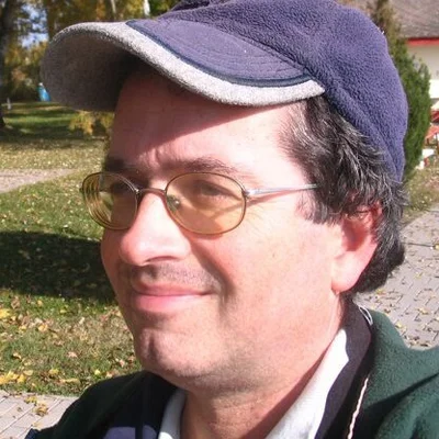 András