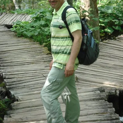 László