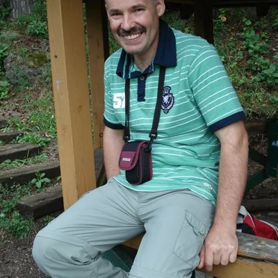 László