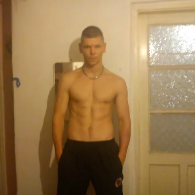 András
