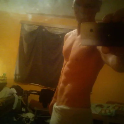 András