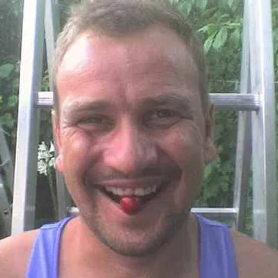 János