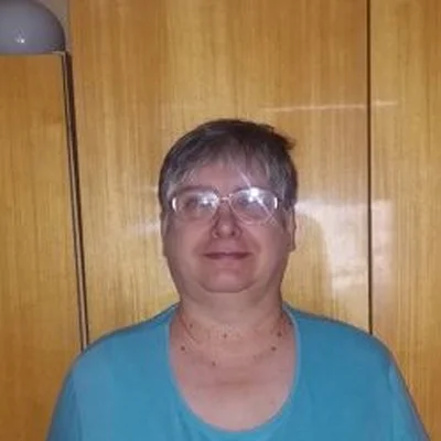 Éva