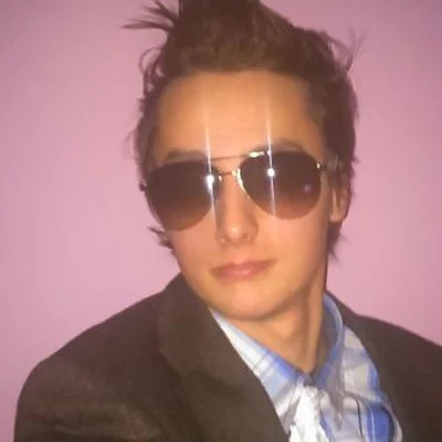 András
