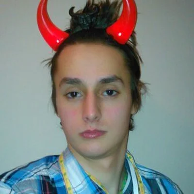 András