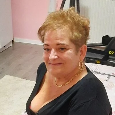 Ági