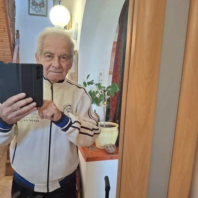 Béla