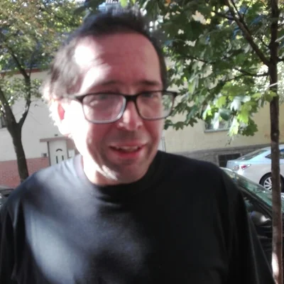 László